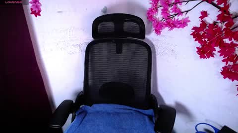 Snapshot of chleo_rosse chatting on March 2026 06:08:01 PM chleo_rosse online show from March 2026 06:08:01 PM