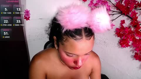 Snapshot of chleo_rosse chatting on April 2026 04:26:01 PM chleo_rosse online show from April 2026 04:26:01 PM