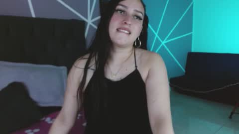 chloe1126_ online show from September 2025 02:33:02 PM