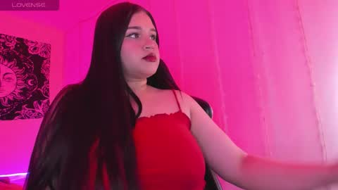 chloe online show from October 2025 05:59:02 PM