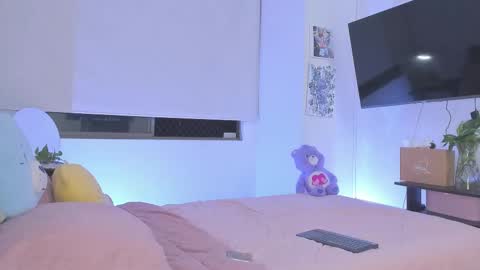 CHLOE online show from February 2026 07:18:01 AM