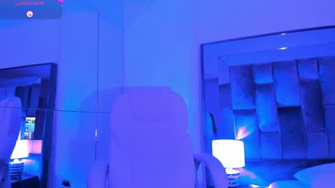 Chloe online show from January 2025 02:47:01 PM