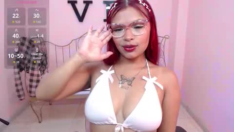 Snapshot of chloe_adams_x chatting on March 2026 02:27:02 AM Cloe online show from March 2026 02:27:02 AM