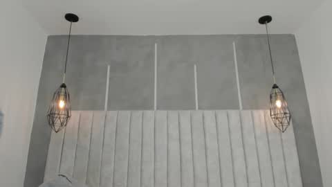 Chloe online show from February 2025 10:59:01 AM