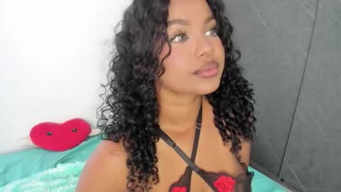 chloe online show from September 2025 10:11:02 PM