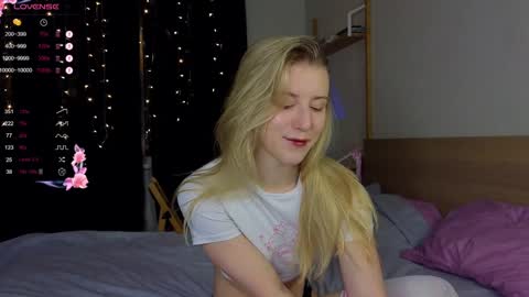 Snapshot of chloe_guidry chatting on January 2025 02:14:01 AM Arianaa Mourrr online show from January 2025 02:14:01 AM
