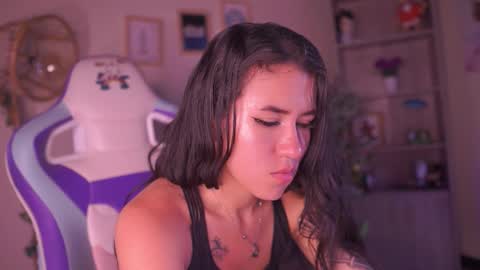 Chloe  online show from March 2026 08:48:01 PM