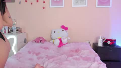 Chloe  online show from April 2026 02:38:02 AM