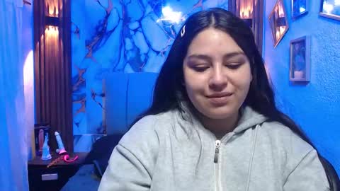 chloe_smith5 online show from February 2026 01:28:02 PM