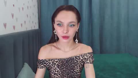 Snapshot of chloe_sunny chatting on October 2025 02:31:01 PM Chloe online show from October 2025 02:31:01 PM