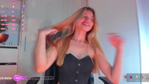 Chloe Miller  online show from November 2025 02:43:02 AM