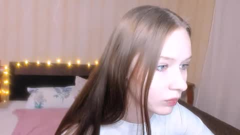 Snapshot of chloe_wifey chatting on February 2026 08:45:01 PM chloe wifey online show from February 2026 08:45:01 PM