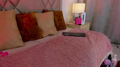 Snapshot of chloe_wilson7 chatting on November 2025 02:03:01 AM chloe_wilson7 online show from November 2025 02:03:01 AM