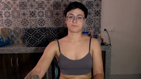 Eva and Sandra online show from February 2025 10:07:02 AM