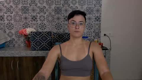 Eva and Sandra online show from February 2025 09:33:01 AM