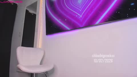 Im Chloe    independent account      online show from February 2026 04:06:01 AM