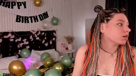 Snapshot of chloebloss0m chatting on January 2026 03:11:02 AM Boni online show from January 2026 03:11:02 AM