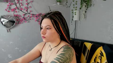 Snapshot of chloebloss0m chatting on February 2026 03:11:01 AM Boni online show from February 2026 03:11:01 AM