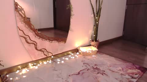 Snapshot of chloebritto chatting on February 2025 07:16:01 PM cloe online show from February 2025 07:16:01 PM