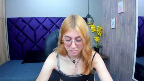 chloecampbell03 online show from December 2025 04:35:02 PM
