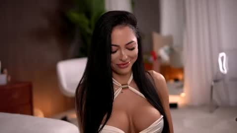 Snapshot of chloedevinex chatting on June 2026 03:33:01 AM chloedevinex online show from June 2026 03:33:01 AM