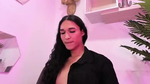 Chloe  online show from February 2025 11:48:01 PM