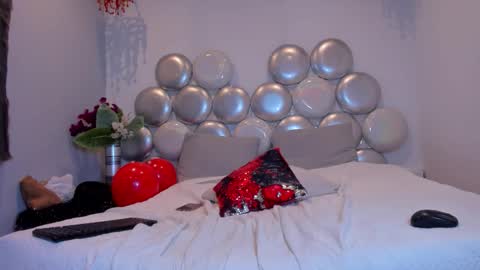 Chloe  online show from February 2026 01:55:01 PM