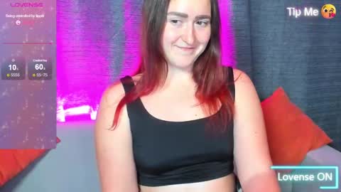 Chloee online show from December 2024 01:17:01 PM