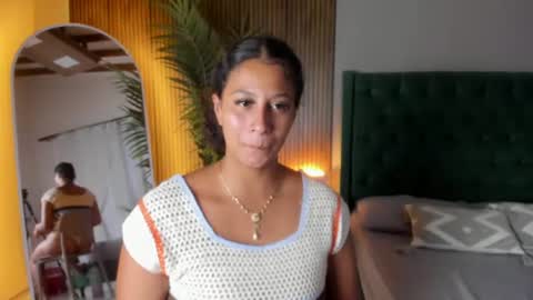 Chloe fixxx online show from June 2026 09:35:02 PM