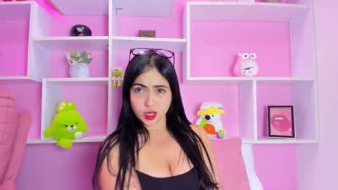 Chloe online show from February 2026 02:48:01 PM