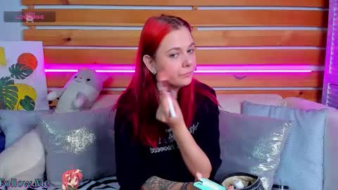 Chloe online show from November 2025 01:05:01 AM