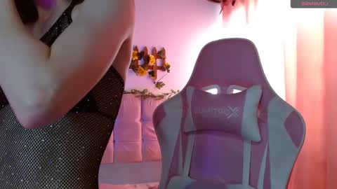 Snapshot of chloejohnsoon chatting on January 2025 09:09:02 PM Chloe online show from January 2025 09:09:02 PM