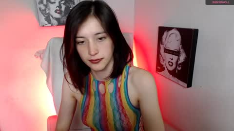 Snapshot of chloejohnsoon chatting on January 2025 11:55:02 PM Chloe online show from January 2025 11:55:02 PM