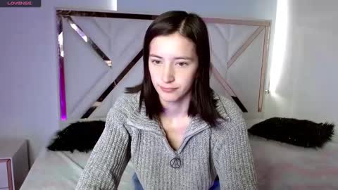 Snapshot of chloejohnsoon chatting on March 2025 01:07:01 PM Chloe online show from March 2025 01:07:01 PM