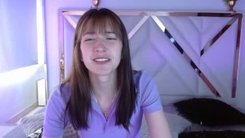 Snapshot of chloejohnsoon chatting on November 2025 03:17:02 PM Chloe online show from November 2025 03:17:02 PM