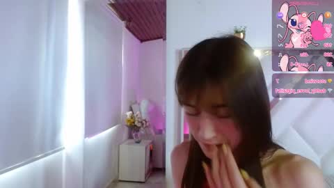 Snapshot of chloejohnsoon chatting on December 2025 07:53:02 PM Chloe online show from December 2025 07:53:02 PM