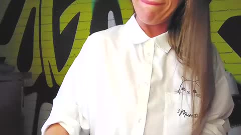 Snapshot of chloelewd chatting on December 2024 08:49:02 AM ChloeLewd online show from December 2024 08:49:02 AM