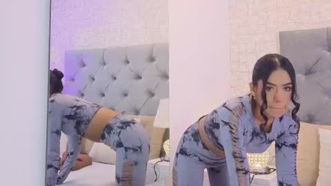 C H L O E  M O O N online show from March 2026 12:00:01 PM