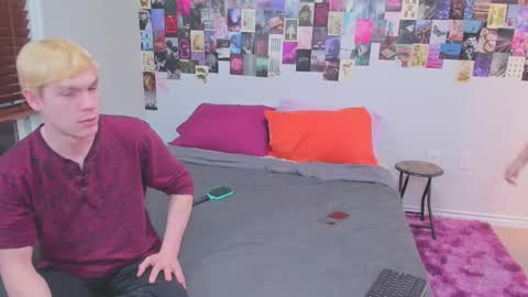 Snapshot of chloenight chatting on January 2025 10:21:02 AM Chloe Night Milo Night online show from January 2025 10:21:02 AM