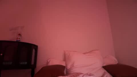 chloeros3e online show from October 2025 07:56:02 PM