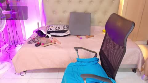 Snapshot of chloerossee chatting on March 2026 02:08:02 AM Chloe rosse online show from March 2026 02:08:02 AM