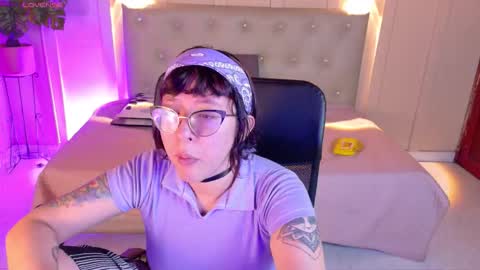 Snapshot of chloerossee chatting on March 2026 07:11:01 PM Chloe rosse online show from March 2026 07:11:01 PM