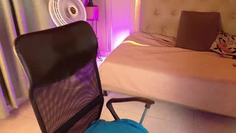 Snapshot of chloerossee chatting on March 2026 01:21:01 AM Chloe rosse online show from March 2026 01:21:01 AM