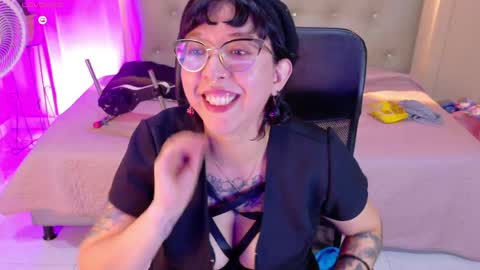 Snapshot of chloerossee chatting on April 2026 01:29:02 AM Chloe rosse online show from April 2026 01:29:02 AM