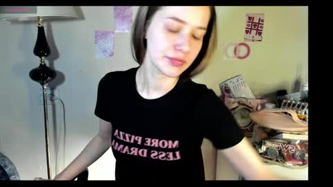 chloesweetbby online show from April 2026 01:30:01 PM