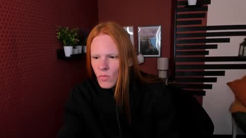 Chloe online show from October 2025 12:38:01 PM