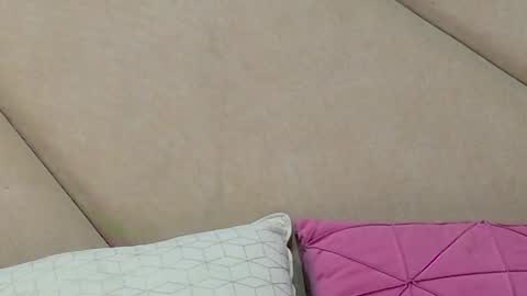 Snapshot of chloevee chatting on November 2025 05:40:01 AM Chloe Vee online show from November 2025 05:40:01 AM