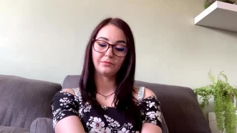 Snapshot of chloexnatural chatting on April 2026 06:36:01 AM ChloeXNatural online show from April 2026 06:36:01 AM