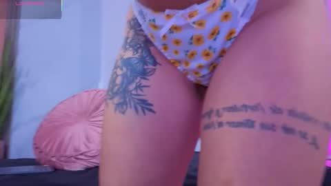 Snapshot of chlooee_ chatting on December 2025 10:13:01 AM Chlooe online show from December 2025 10:13:01 AM