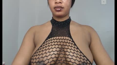 Snapshot of choco_chocox chatting on September 2025 07:57:02 AM ESTHER online show from September 2025 07:57:02 AM